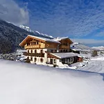 Fleckhof Vendégház 3*