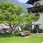 Fleckhof Guest house Neustift im Stubaital